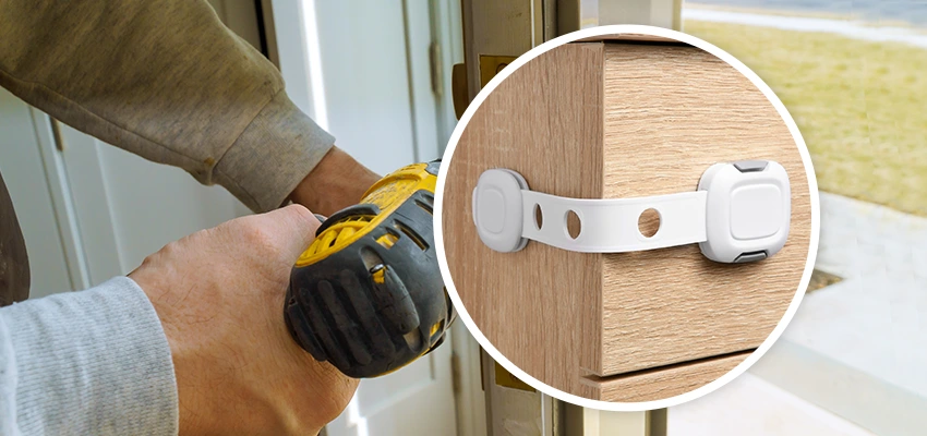 Childproof Sliding Door Locks in Rosamond, CA