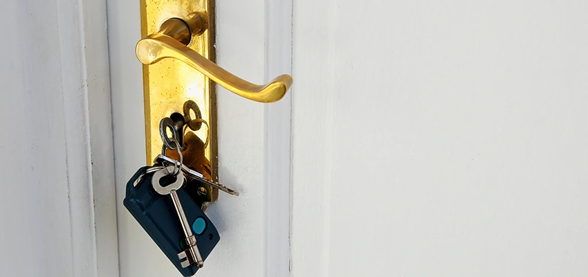 Broken Door Key Extraction in Rosamond, CA